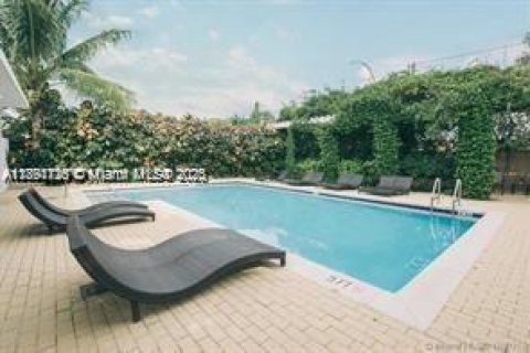 Copropriété à louer à Miami, Floride: 1 chambre, 66.33 m2 № 1944524 - photo 16