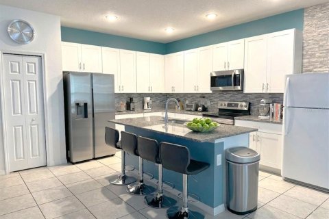 Villa ou maison à louer à Haines City, Floride: 4 chambres, 175.31 m2 № 2115468 - photo 3