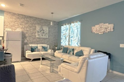 Villa ou maison à louer à Haines City, Floride: 4 chambres, 175.31 m2 № 2115468 - photo 2