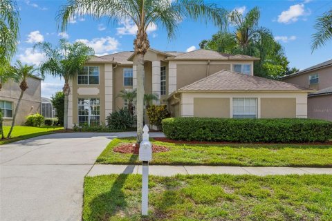 House in Odessa, Florida 4 bedrooms, 300.26 sq.m. № 2314539