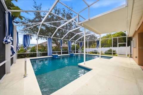 House in Cocoa, Florida 5 bedrooms, 317.63 sq.m. № 2398889 - photo 26