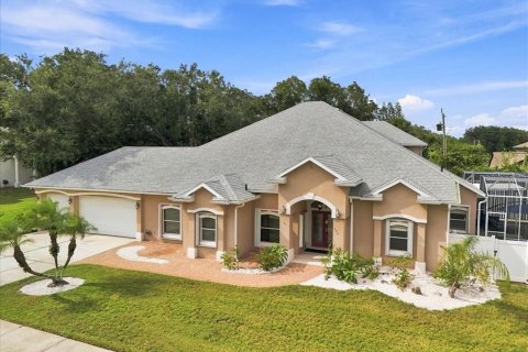 House in Cocoa, Florida 5 bedrooms, 317.63 sq.m. № 2398889 - photo 3