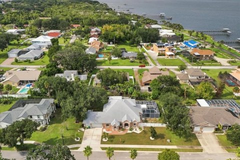 House in Cocoa, Florida 5 bedrooms, 317.63 sq.m. № 2398889 - photo 10