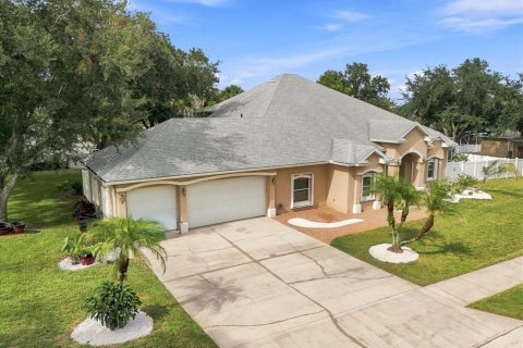 House in Cocoa, Florida 5 bedrooms, 317.63 sq.m. № 2398889 - photo 6