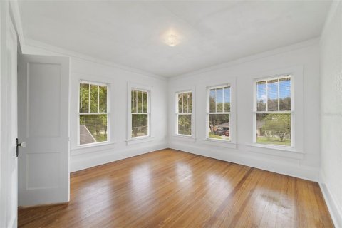 Villa ou maison à vendre à Lake Alfred, Floride: 5 chambres, 172.52 m2 № 2283904 - photo 13