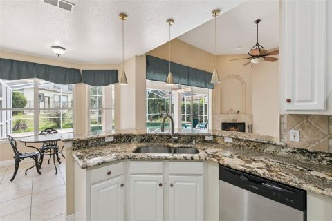 Casa en venta en Orlando, Florida, 4 dormitorios, 262.26 m2 № 2212811 - foto 14
