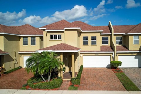 Townhouse in New Smyrna Beach, Florida 3 bedrooms, 189.15 sq.m. № 1439641 - photo 2
