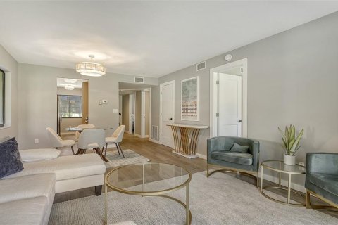 Купить кондоминиум в Сарасота, Флорида 6 комнат, 102.94м2, № 1558397 - фото 11