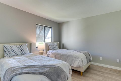 Купить кондоминиум в Сарасота, Флорида 6 комнат, 102.94м2, № 1558397 - фото 24