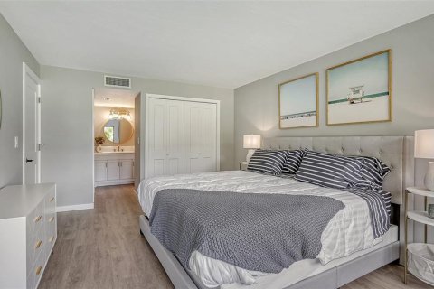 Купить кондоминиум в Сарасота, Флорида 6 комнат, 102.94м2, № 1558397 - фото 20