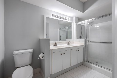 Condo in Boynton Beach, Florida, 2 bedrooms № 2283198 - photo 11