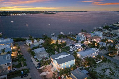 Villa ou maison à vendre à Bradenton Beach, Floride: 4 chambres, 196.3 m2 № 1908963 - photo 24