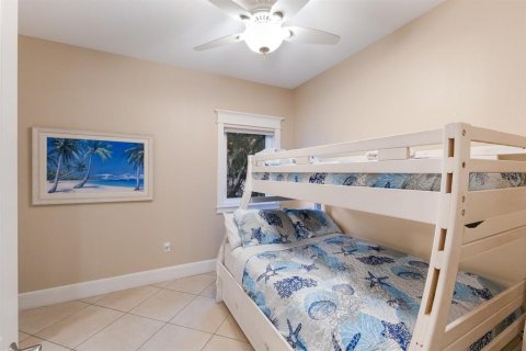 Villa ou maison à vendre à Bradenton Beach, Floride: 4 chambres, 196.3 m2 № 1908963 - photo 11