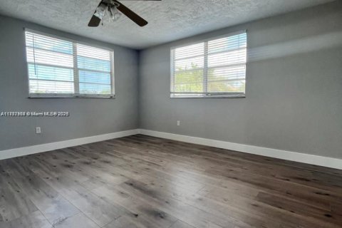 Condo in Plantation, Florida, 2 bedrooms  № 1867515 - photo 6