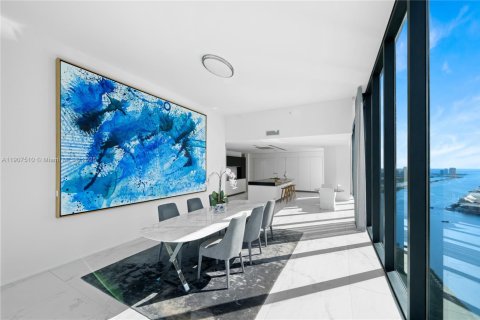 Condo in Miami, Florida, 4 bedrooms  № 1964133 - photo 8