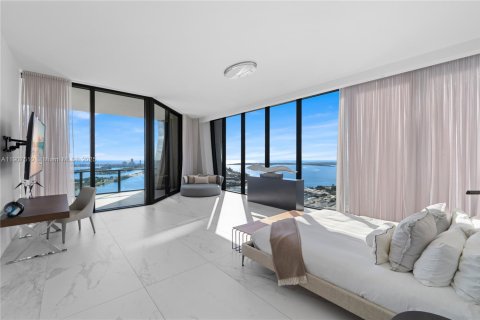 Condo in Miami, Florida, 4 bedrooms  № 1964133 - photo 5