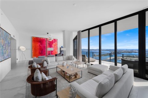 Condo in Miami, Florida, 4 bedrooms  № 1964133 - photo 19