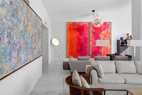 Condo in Miami, Florida, 4 bedrooms  № 1964133 - photo 23