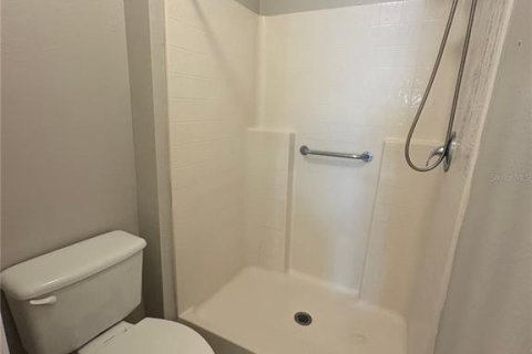 Casa en alquiler en Orlando, Florida, 3 dormitorios, 117.43 m2 № 2113810 - foto 23
