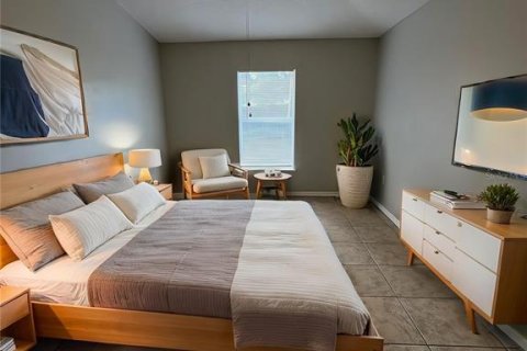 Casa en alquiler en Orlando, Florida, 3 dormitorios, 117.43 m2 № 2113810 - foto 10