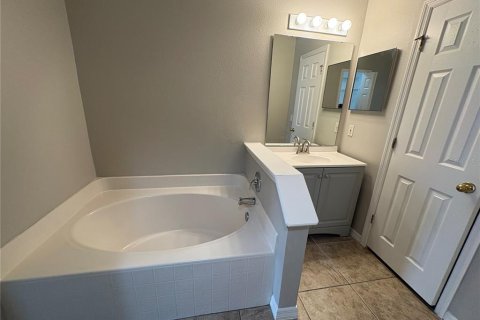 Casa en alquiler en Orlando, Florida, 3 dormitorios, 117.43 m2 № 2113810 - foto 21