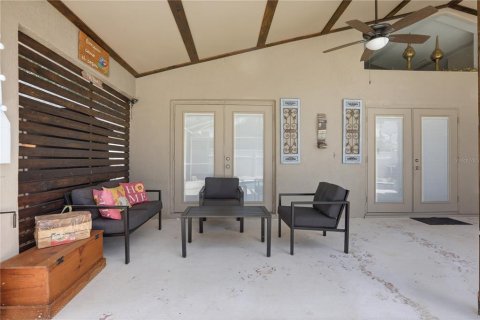 House in Kissimmee, Florida 3 bedrooms, 132.48 sq.m. № 2230108 - photo 18