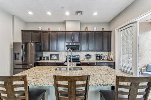 Adosado en venta en Lake Mary, Florida, 4 dormitorios, 232.63 m2 № 1902025 - foto 11