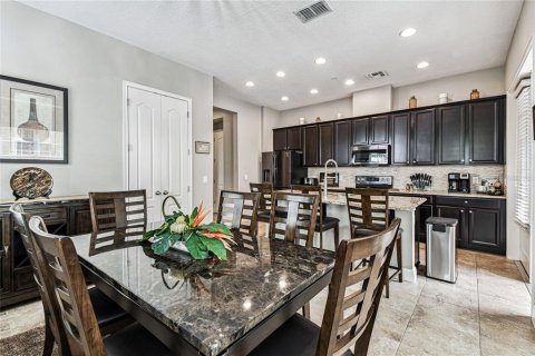 Adosado en venta en Lake Mary, Florida, 4 dormitorios, 232.63 m2 № 1902025 - foto 13