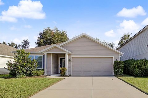 House in Newberry, Florida 3 bedrooms, 150.04 sq.m. № 2325016