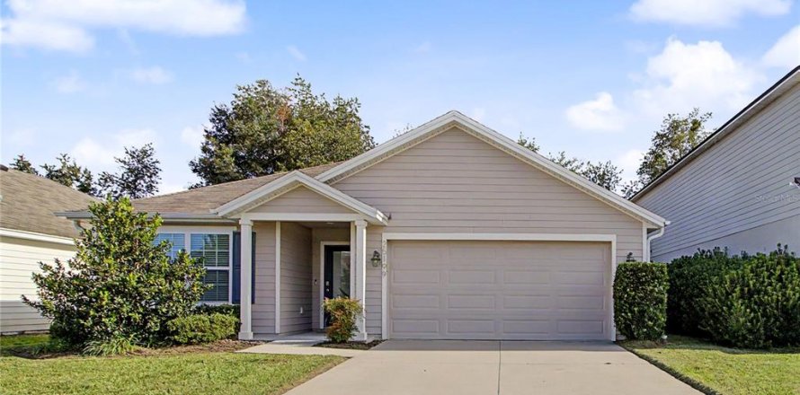 House in Newberry, Florida 3 bedrooms, 150.04 sq.m. № 2325016