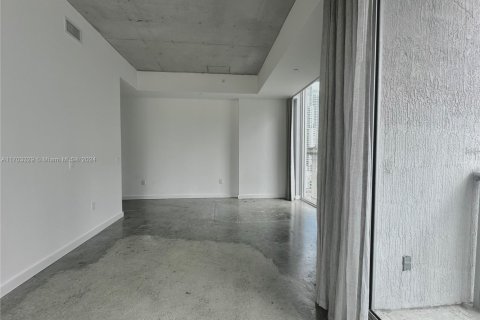 Condominio en venta en Miami, Florida, 2 dormitorios, 90.77 m2 № 1880275 - foto 14