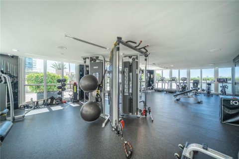 Condominio en alquiler en Miami Beach, Florida, 2 dormitorios, 116.31 m2 № 2031722 - foto 9