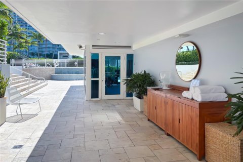 Condominio en alquiler en Miami Beach, Florida, 2 dormitorios, 116.31 m2 № 2031722 - foto 11