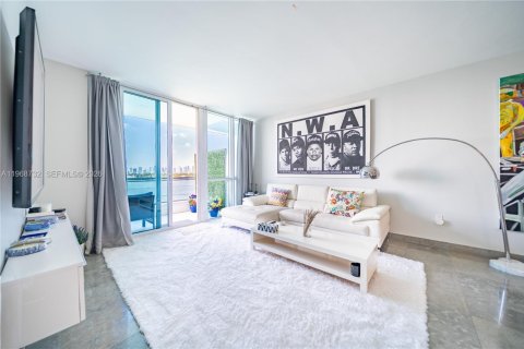 Condominio en alquiler en Miami Beach, Florida, 2 dormitorios, 116.31 m2 № 2031722 - foto 20