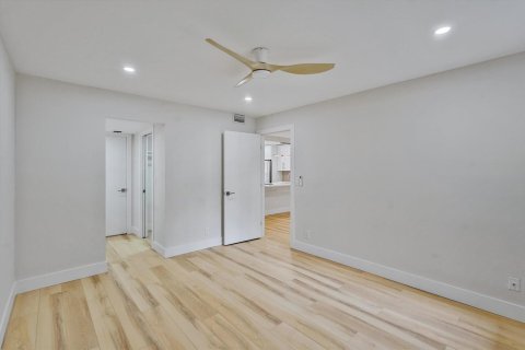 Condo in Delray Beach, Florida, 1 bedroom  № 2169930 - photo 18
