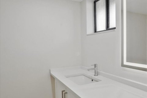 Condo in Delray Beach, Florida, 1 bedroom  № 2169930 - photo 15