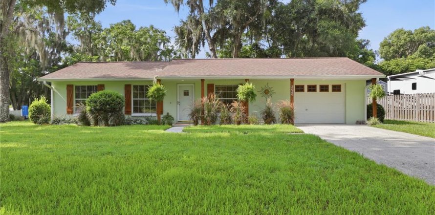 House in DeLand, Florida 2 bedrooms, 89.19 sq.m. № 2266580