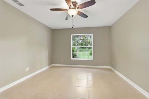 House in DeLand, Florida 2 bedrooms, 89.19 sq.m. № 2266580 - photo 8
