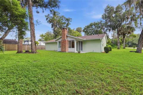 House in DeLand, Florida 2 bedrooms, 89.19 sq.m. № 2266580 - photo 20