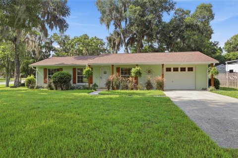 House in DeLand, Florida 2 bedrooms, 89.19 sq.m. № 2266580 - photo 25