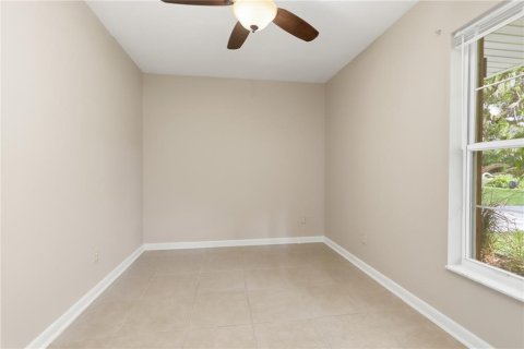 House in DeLand, Florida 2 bedrooms, 89.19 sq.m. № 2266580 - photo 13