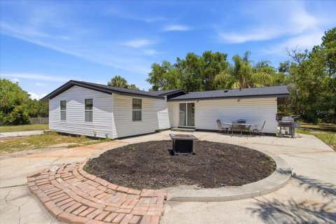 House in DeBary, Florida 4 bedrooms, 160.54 sq.m. № 2097798 - photo 28