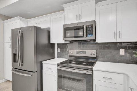 Condo in Kissimmee, Florida, 3 bedrooms in STOREY LAKE  № 1322086 - photo 14