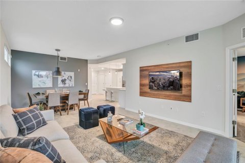 Condo in Kissimmee, Florida, 3 bedrooms in STOREY LAKE  № 1322086 - photo 4