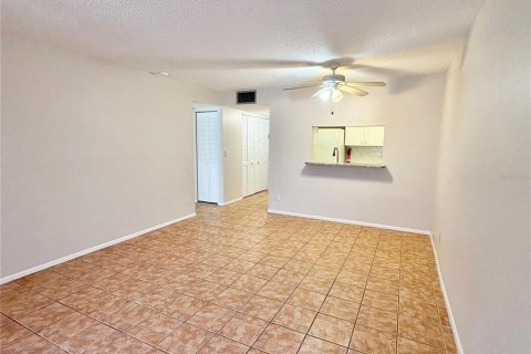 Condominio en alquiler en Venice, Florida, 1 dormitorio, 65.31 m2 № 1821174 - foto 4