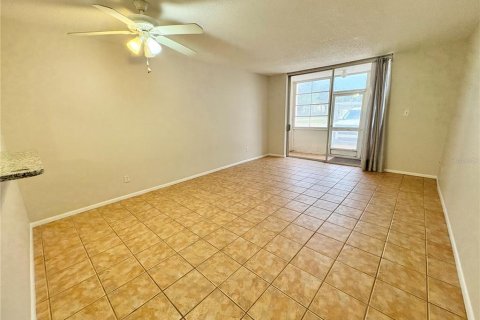 Condominio en alquiler en Venice, Florida, 1 dormitorio, 65.31 m2 № 1821174 - foto 3