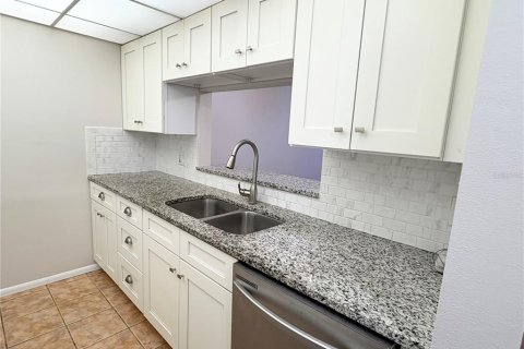 Condominio en alquiler en Venice, Florida, 1 dormitorio, 65.31 m2 № 1821174 - foto 7