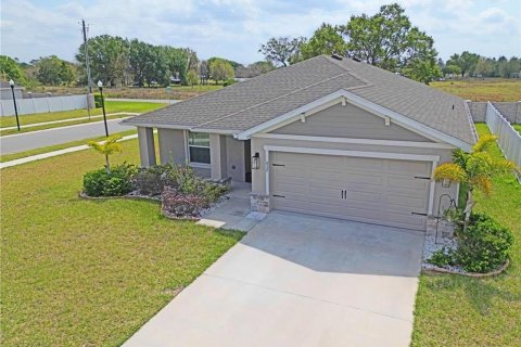 Villa ou maison à vendre à Polk City, Floride: 4 chambres, 171.22 m2 № 1848655 - photo 2