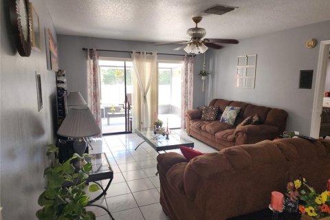 Casa en venta en Plant City, Florida, 3 dormitorios, 116.22 m2 № 2199450 - foto 10