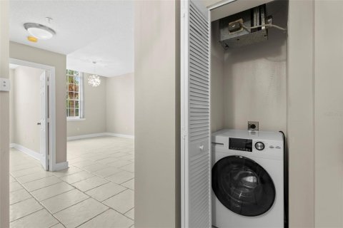 Condominio en venta en Saint Petersburg, Florida, 1 dormitorio, 58.06 m2 № 2287997 - foto 18